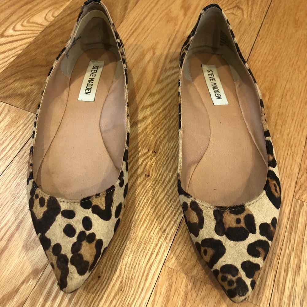 Size 8.5 Vegasss Leopard Flats